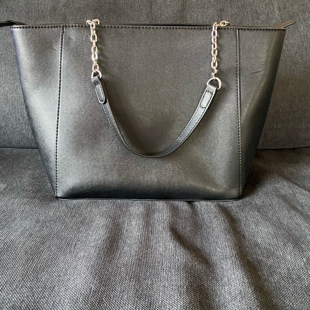 Handbag - Picture 2 of 3